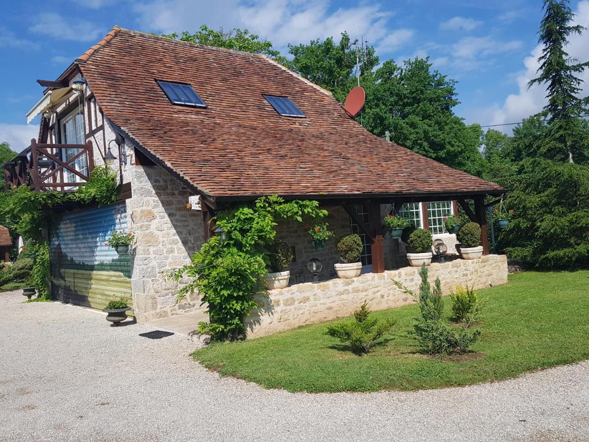 Bed and Breakfast Moulin Du Soustre Cavagnac Екстер'єр фото